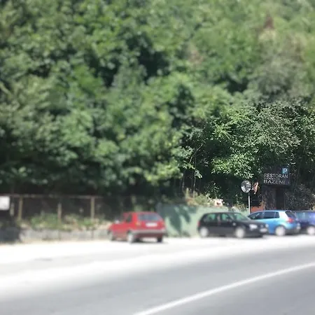 Bazeni