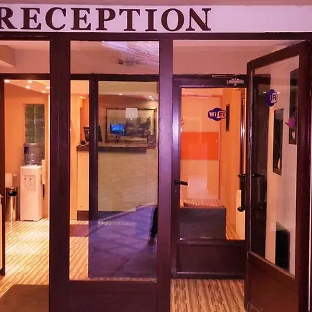 فندق مبيت وإفطار Bazeni