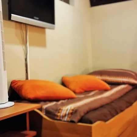 Bazeni Bed & Breakfast *