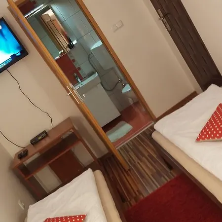 Bed and Breakfast Bazeni 3*