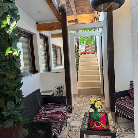 Bed and Breakfast Bazeni 3*